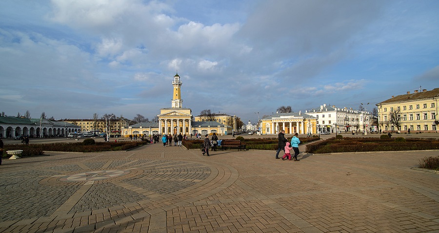 Центральная-(Сусанинская)-площадь-в-Костроме_003